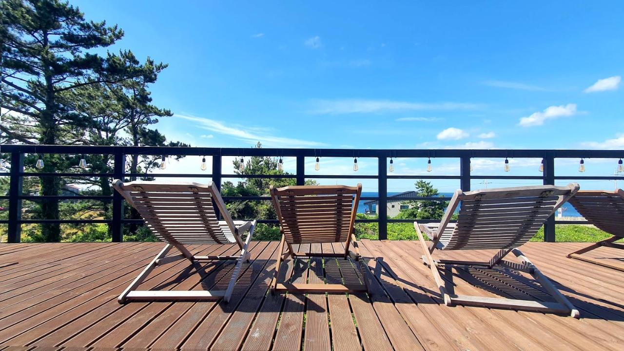 Sea Cliff Hotel Чеджудо Экстерьер фото